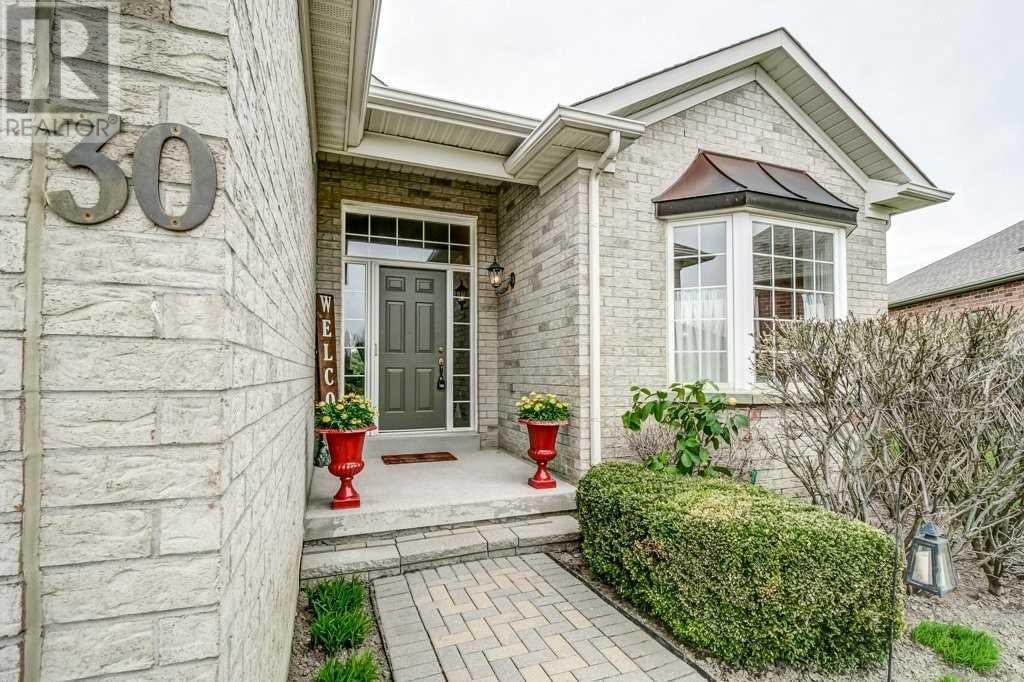 30 HAGEN HOLLOW, whitchurch-stouffville, Ontario