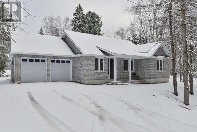 7249 Davy Dr, Ramara, Ontario  L0K 2B0 - Photo 2 - S4465957