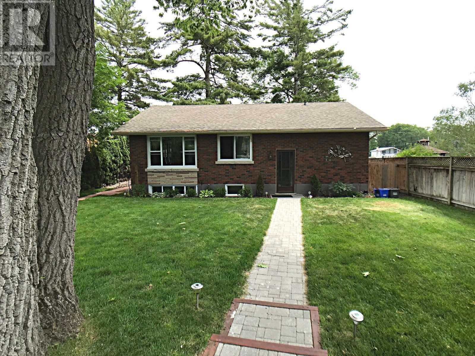 137 Old Mosley St, Wasaga Beach, Ontario  L9Z 2J5 - Photo 2 - S4506595