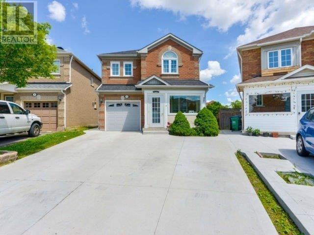 13 HEATHWOOD DR, brampton, Ontario