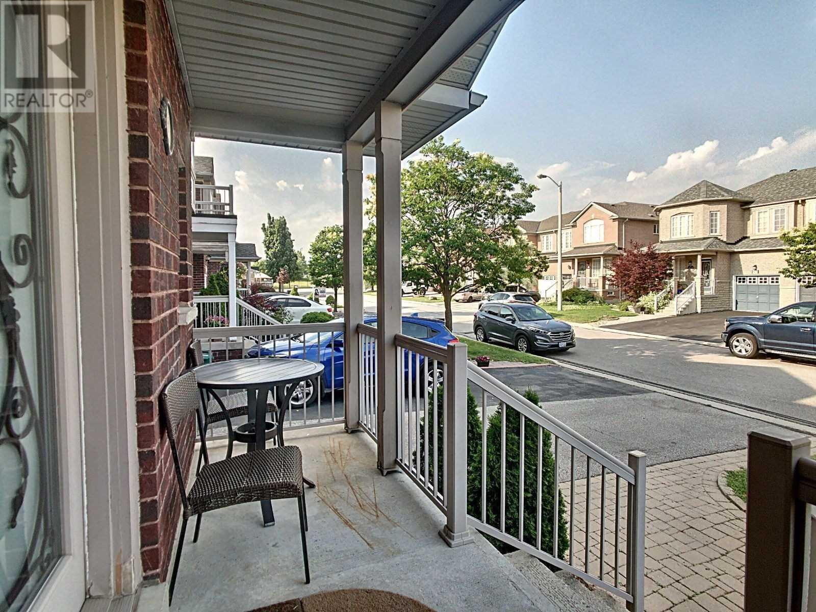 52 Dylan St, Vaughan, Ontario  L4H 2X5 - Photo 4 - N4510956