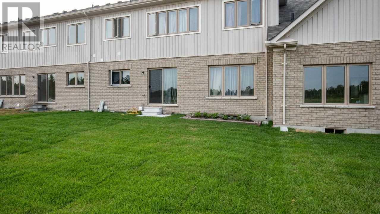 150 Allegra Dr, Wasaga Beach, Ontario  L9Z 0H5 - Photo 17 - S4519769