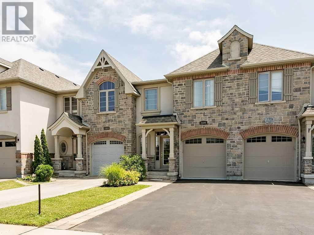 2326 WHISTLING SPRINGS CRES, oakville, Ontario