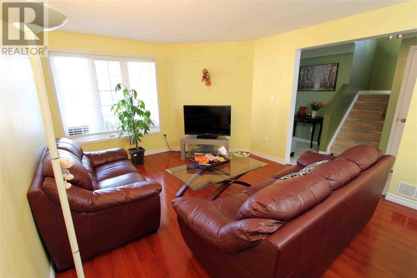 103 Duncairn Cres, Hamilton, Ontario  L9C 6E9 - Photo 4 - X4523100