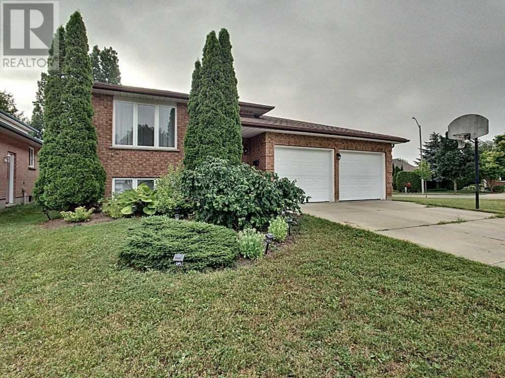 9 MCQUEEN CRT, stratford, Ontario