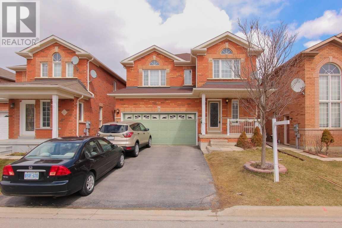 7 JOYWILL CRT, brampton, Ontario