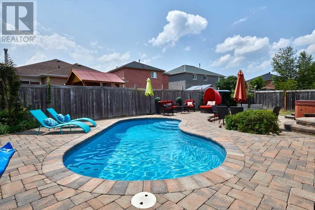 62 Knupp Rd, Barrie, Ontario  L4N 0R7 - Photo 4 - S4530403