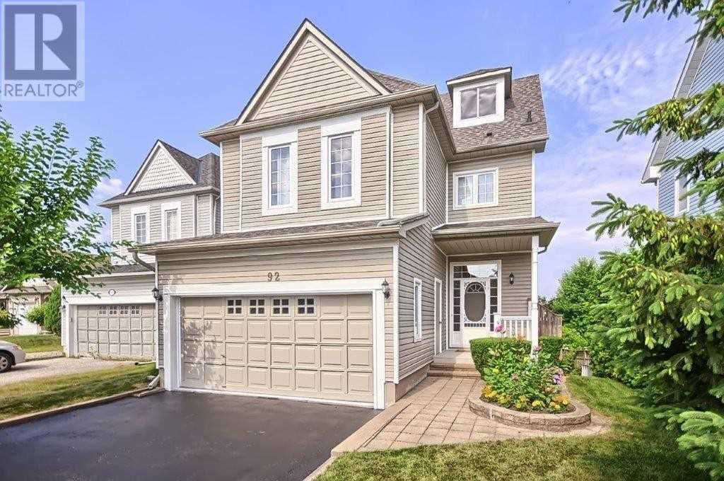 92 Mainprize Cres, East Gwillimbury, Ontario  L0G 1M0 - Photo 1 - N4532389