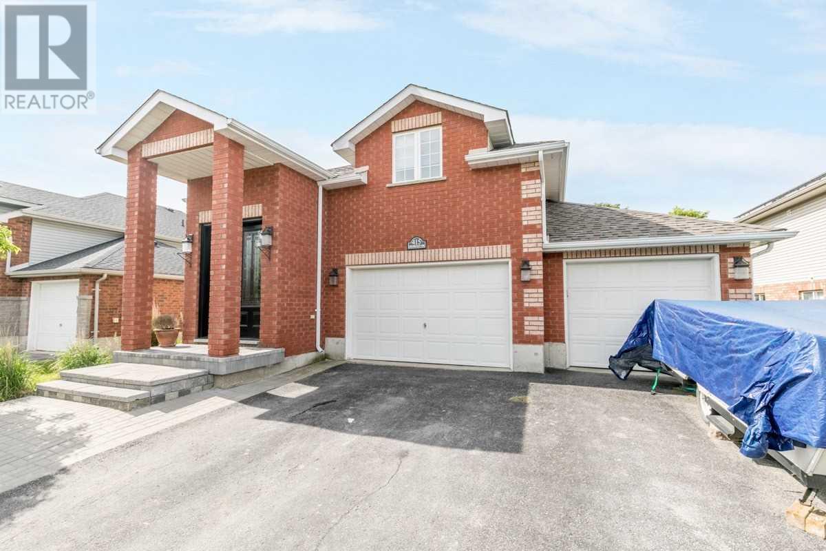 415 Georgian Dr, Barrie, Ontario  L4M 7B4 - Photo 2 - S4532911