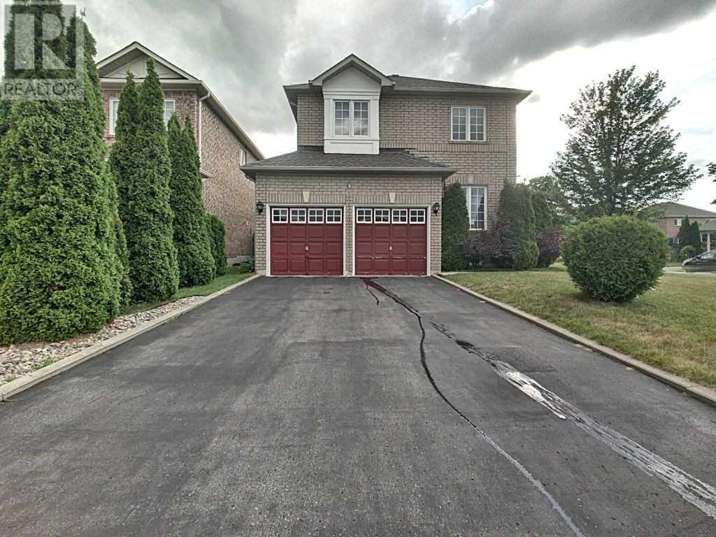 2 Floree St, Whitby, Ontario  L1R 3B2 - Photo 2 - E4534443