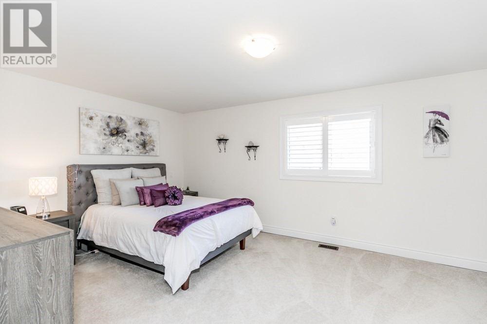 71 Monarchy St, Barrie, Ontario  L4M 0E3 - Photo 7 - S4534681