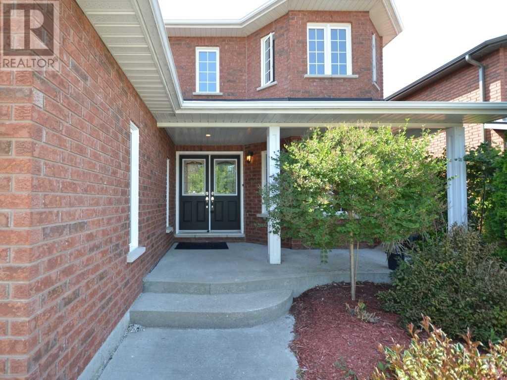 22 Brighton Rd, Barrie, Ontario  L9W 3C5 - Photo 2 - S4535589