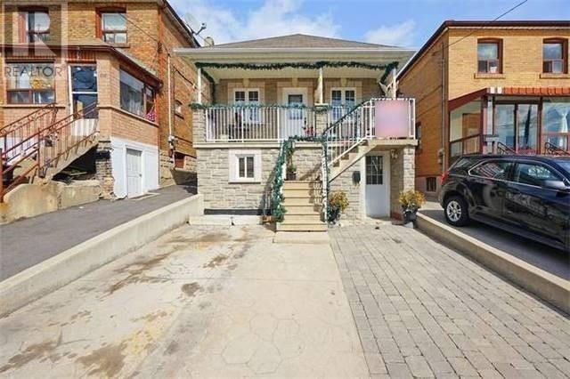 257 Blackthorn Ave, Toronto, Ontario  M6N 3H7 - Photo 1 - W4536362