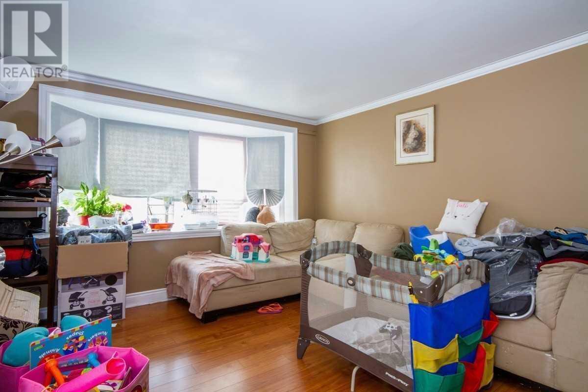 222 King St, Toronto, Ontario  M9N 1L7 - Photo 5 - W4536655