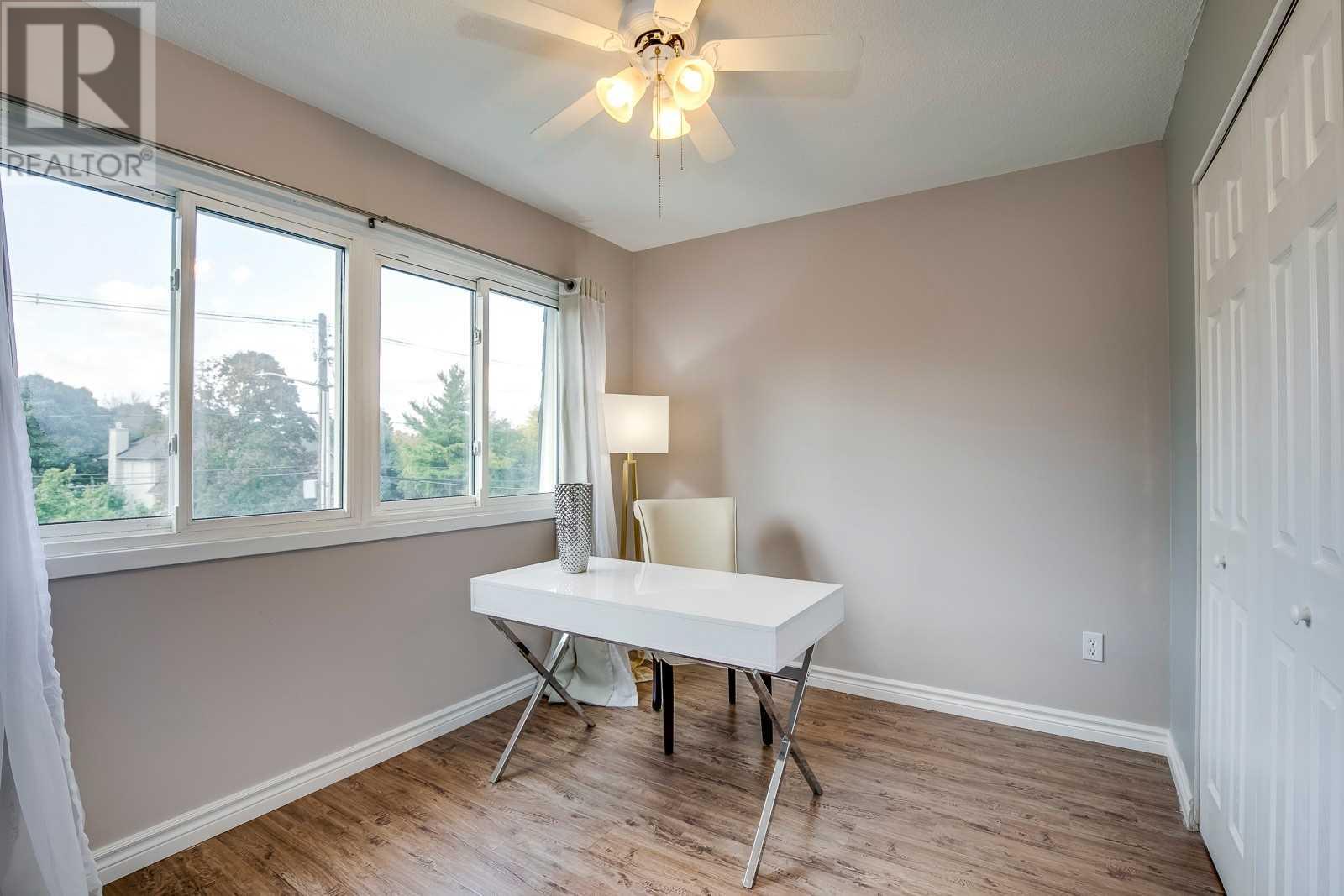 #4 -100 Sarah Lane, Oakville, Ontario  L6L 5L3 - Photo 17 - W4538276