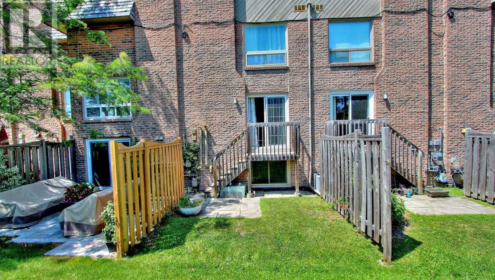 106 Dutch Myrtle Way, Toronto, Ontario  M3B 3K8 - Photo 20 - C4539598