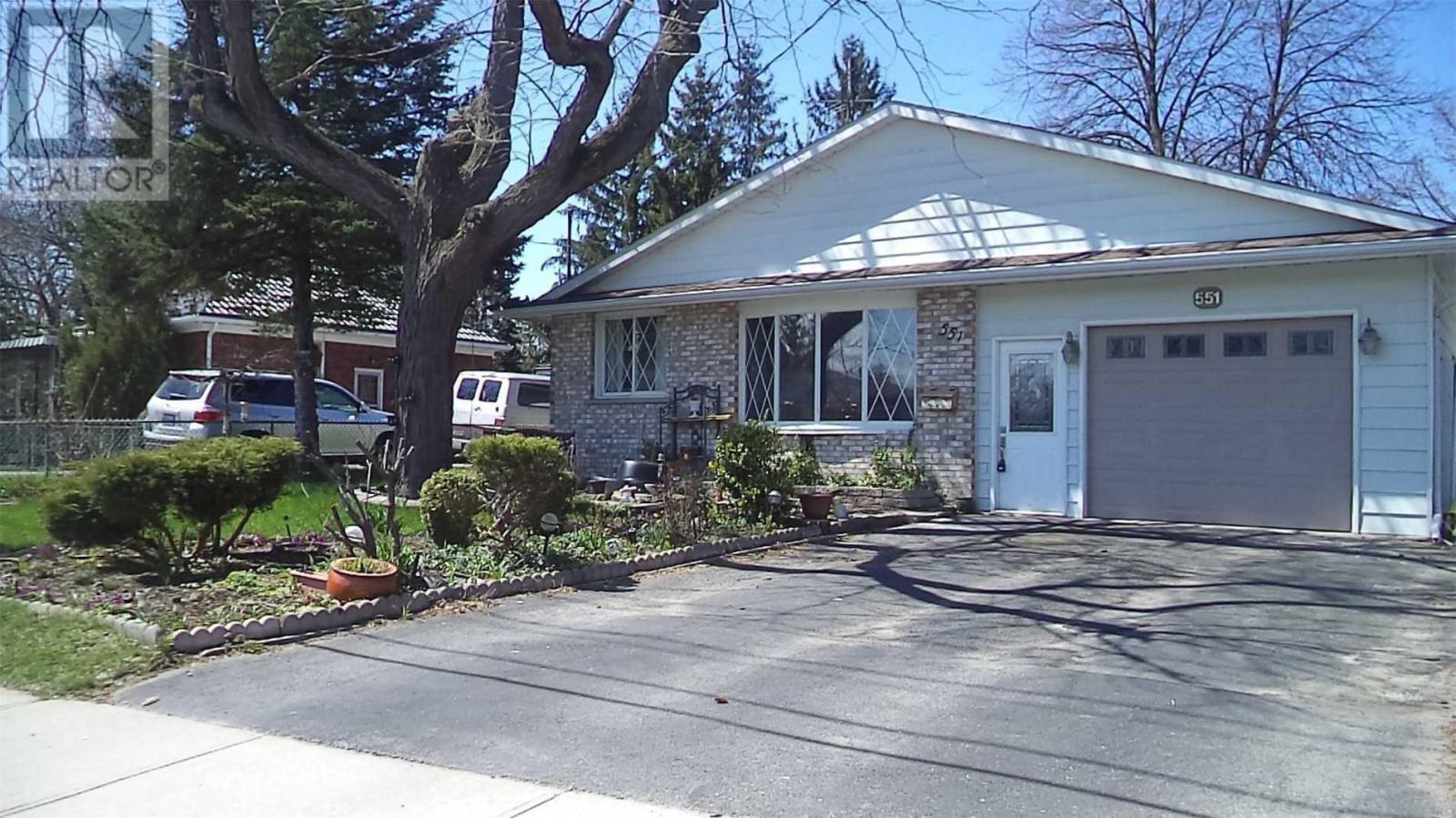 551 Geneva St, St. Catharines, Ontario  L2N 2J1 - Photo 2 - X4539856