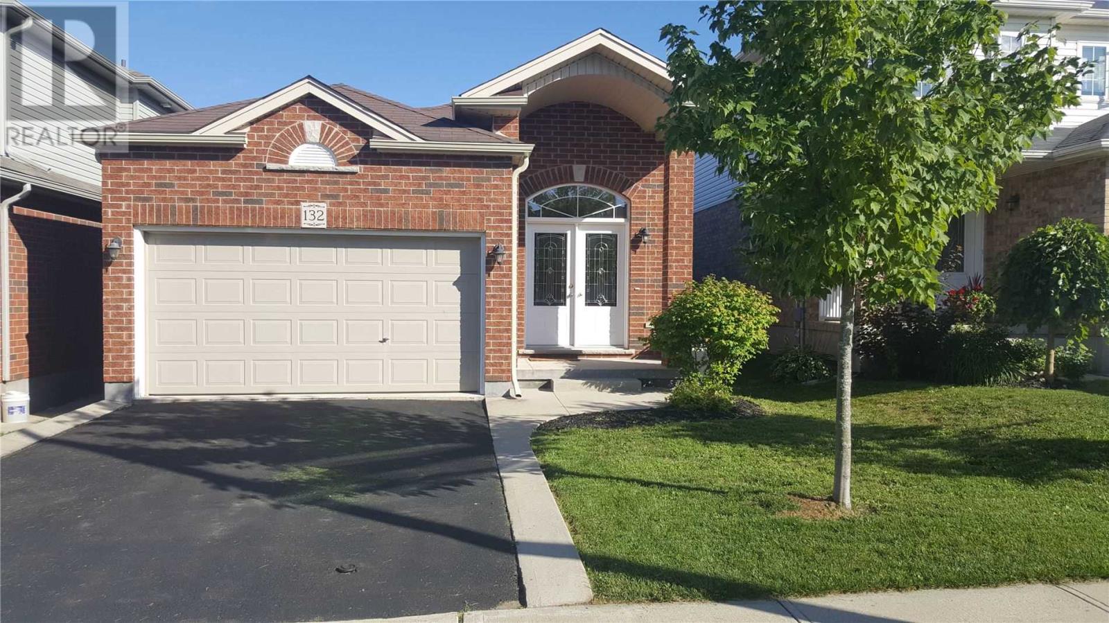 132 CLOUGH CRES, guelph, Ontario