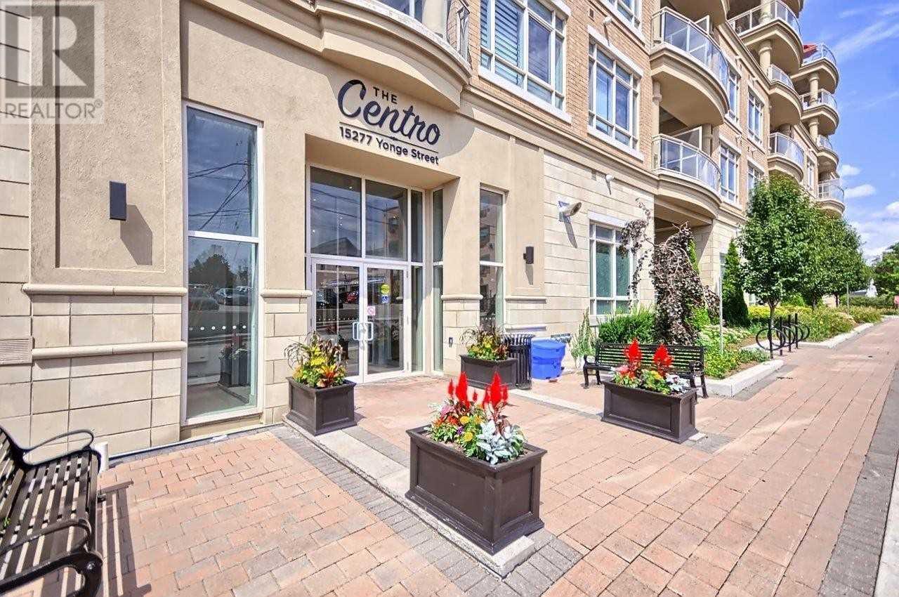 #605 -15277 Yonge St, Aurora, Ontario  L4G 1N6 - Photo 2 - N4550791