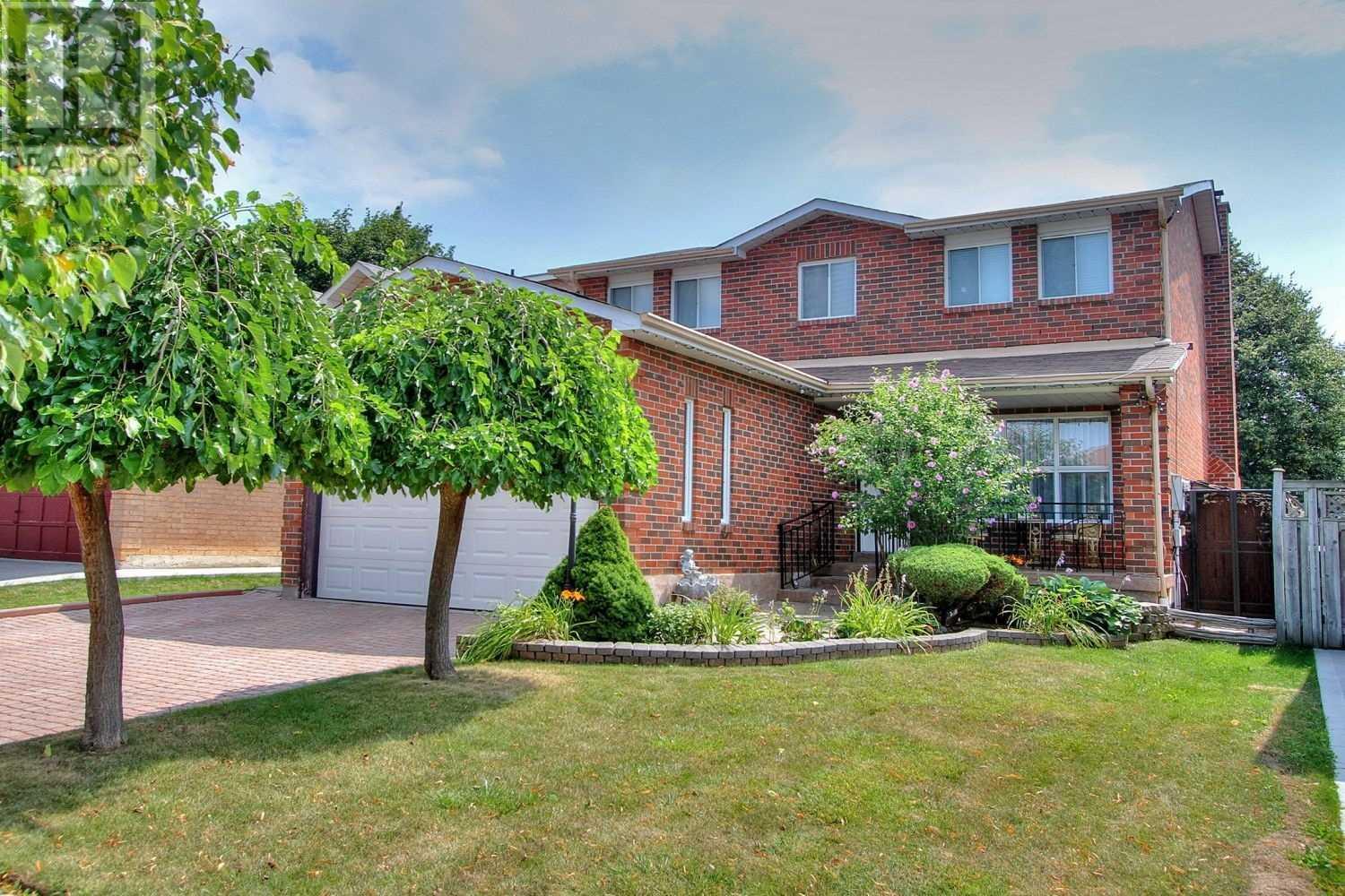 5 BALLYCASTLE CRES, brampton, Ontario