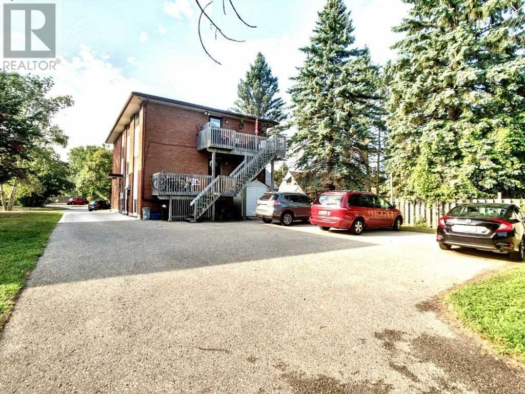 189 Brandon Ave, Kitchener, Ontario  N2M 2J2 - Photo 3 - X4552403