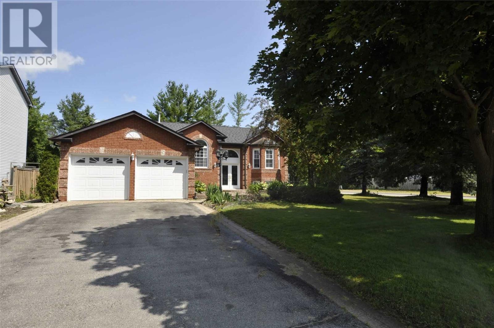 84 Edenbridge Dr, Essa, Ontario  L0M 1B3 - Photo 2 - N4552732