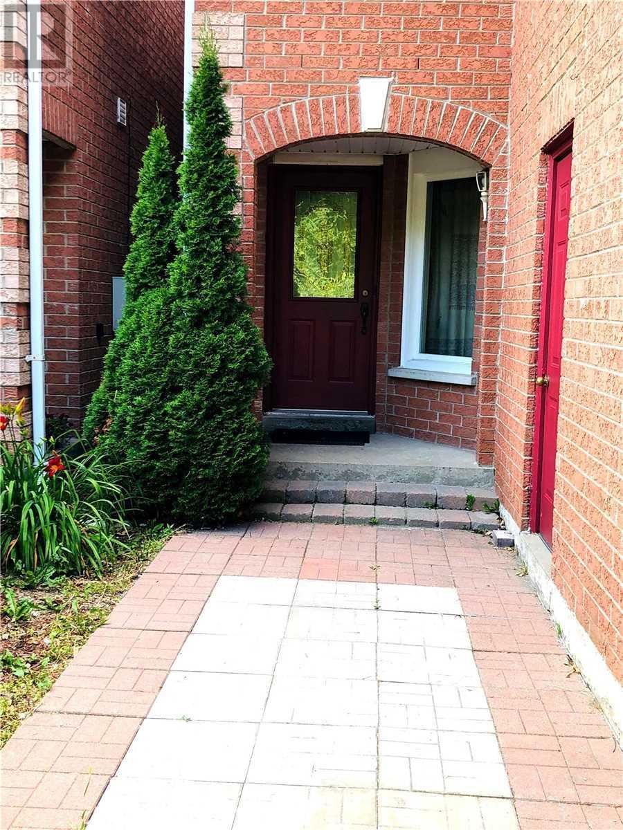 66 Mccleave Cres N, Brampton, Ontario  L6Y 4Y9 - Photo 2 - W4552733