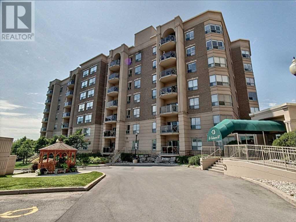 #116 -2085 Amherst Heights Dr, Burlington, Ontario  L7P 5C2 - Photo 1 - W4554803