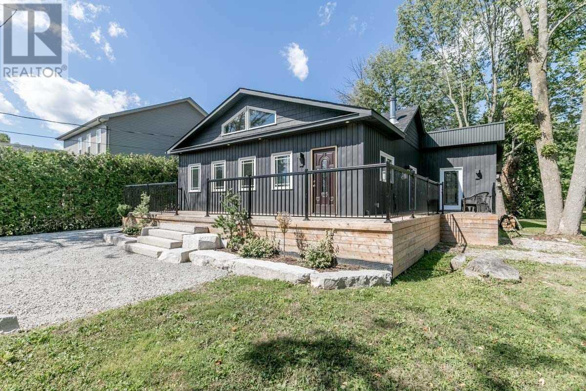 1024 Wisker Ave, Innisfil, Ontario  L0L 1C0 - Photo 3 - N4560751