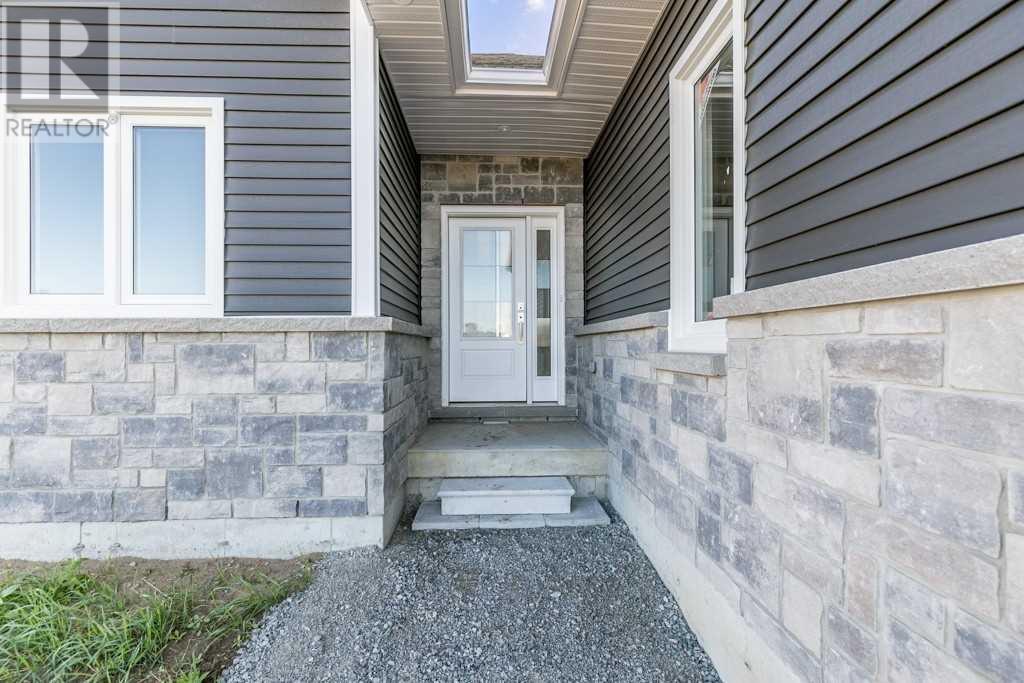 12 Rue Helene, Tiny, Ontario  L9M 0H1 - Photo 2 - S4561091