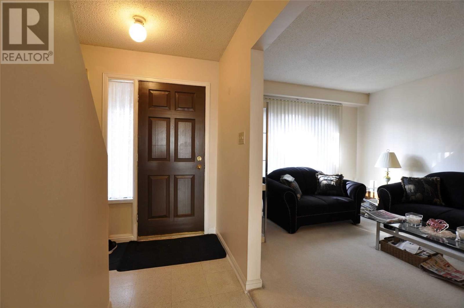 #138 -150 Burrows Hall Blvd, Toronto, Ontario  M1B 1N2 - Photo 2 - E4561603