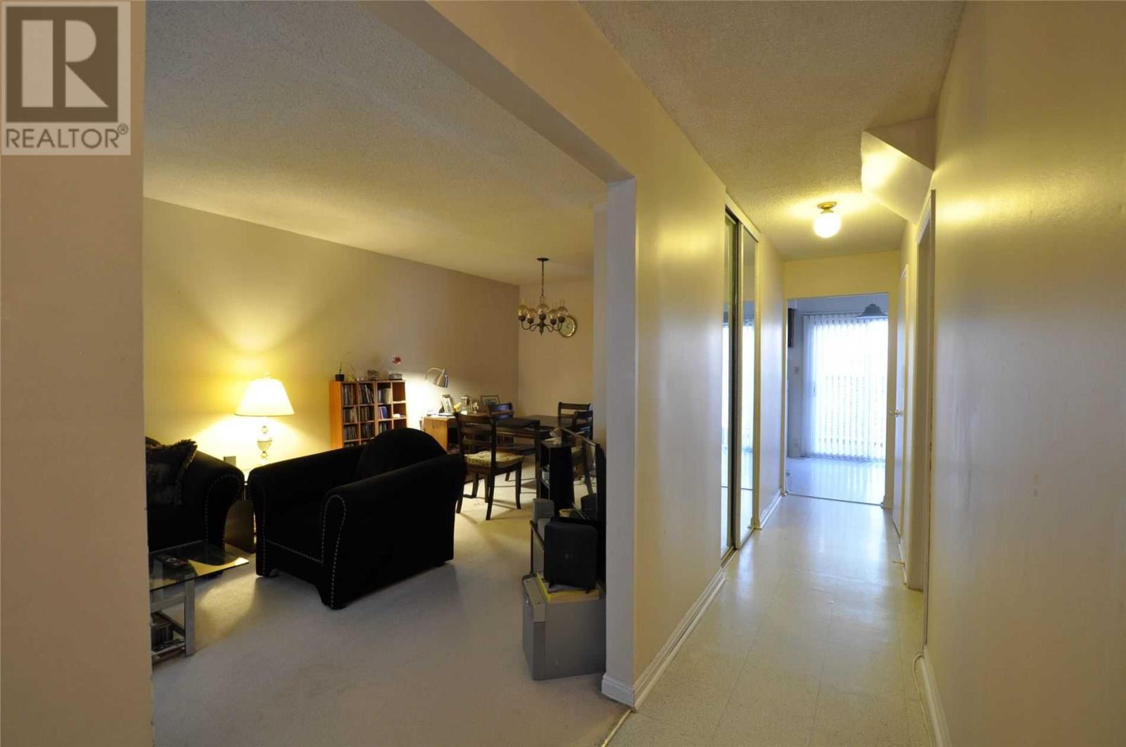 #138 -150 Burrows Hall Blvd, Toronto, Ontario  M1B 1N2 - Photo 3 - E4561603