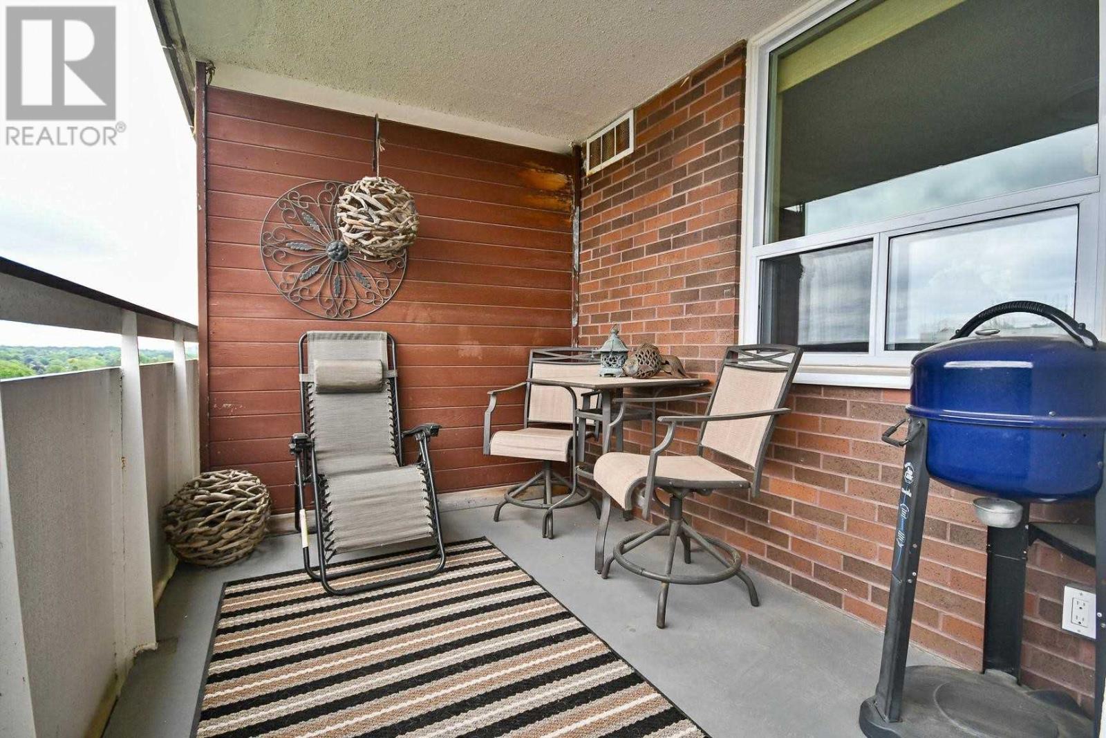 #1002 -1 Royal Orchard Blvd, Markham, Ontario  L3T 3C1 - Photo 16 - N4562570