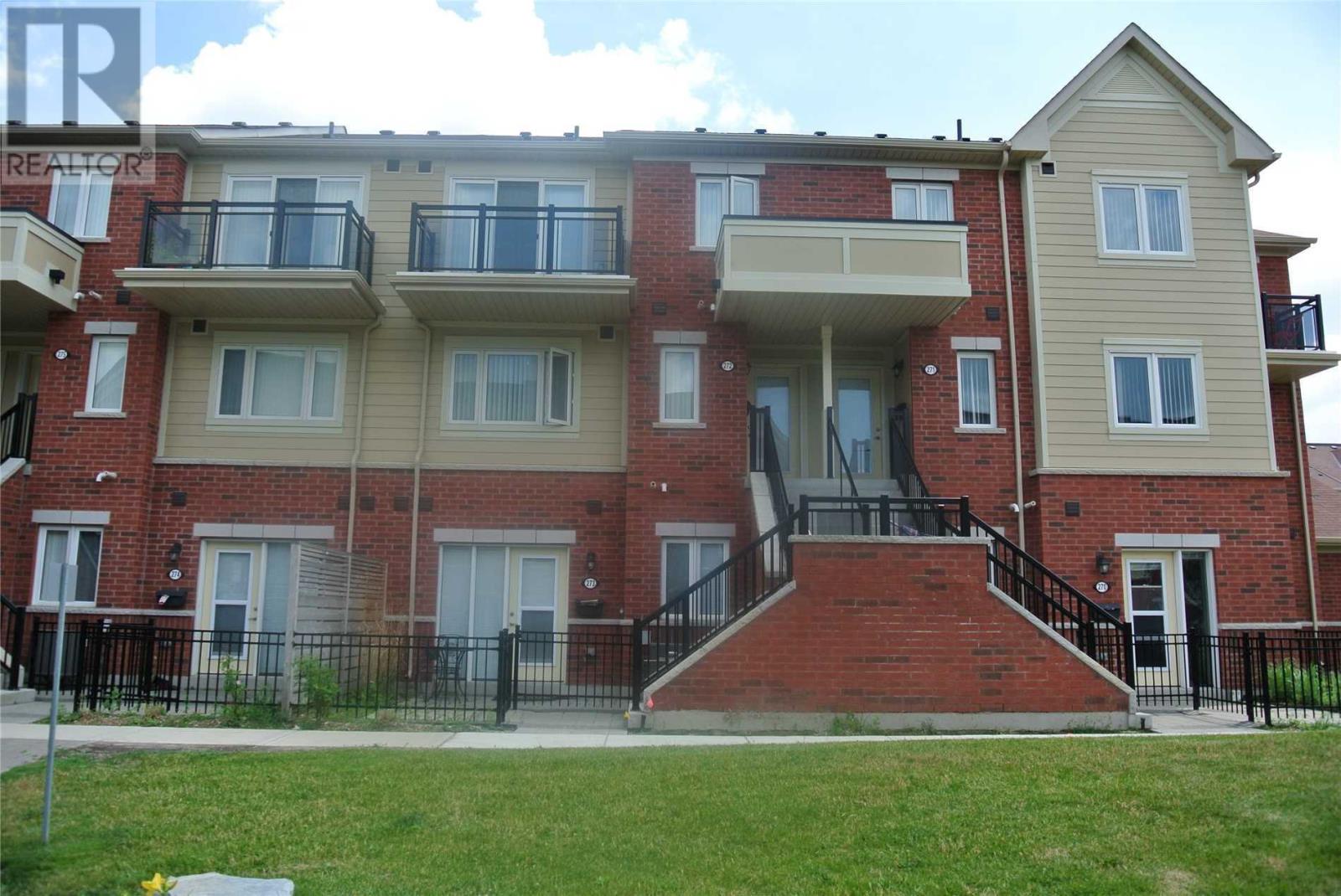 #272 -250 Sunny Meadow Blvd, Brampton, Ontario  L6Y 3R6 - Photo 1 - W4563000