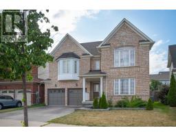 8 UNICORN LANE, barrie, Ontario