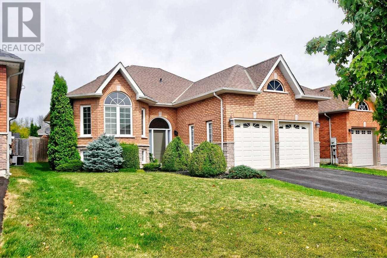 4 IVYGREEN RD, georgina, Ontario