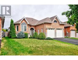 4 IVYGREEN RD, georgina, Ontario