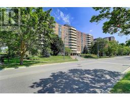 #1001 -40 BAIF BLVD, richmond hill, Ontario