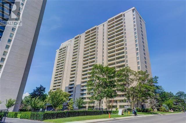 #402 -360 Ridelle Ave, Toronto, Ontario  M6B 1K1 - Photo 1 - W4566098