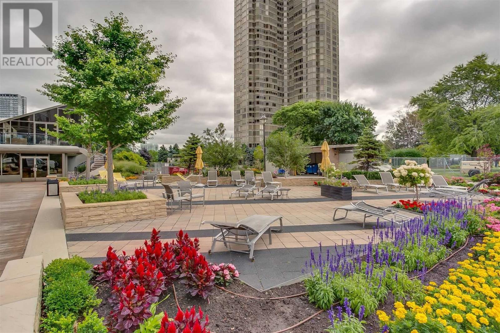 #502 -2045 Lake Shore Blvd, Toronto, Ontario  M8V 2Z6 - Photo 18 - W4566233