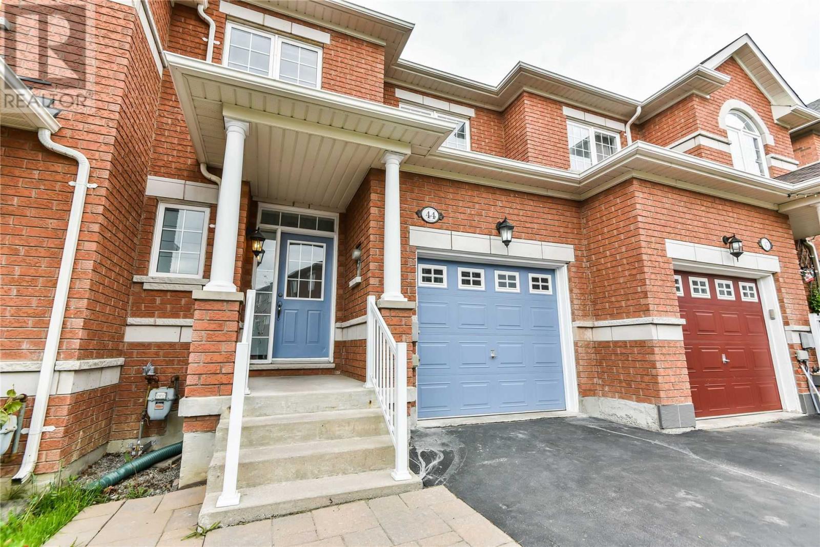 #44 -8 Townwood Dr, Richmond Hill, Ontario  L4E 4Y1 - Photo 1 - N4566781