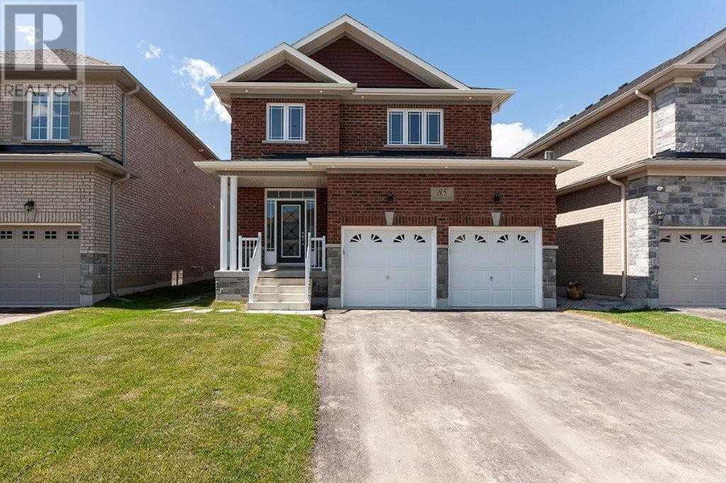 85 Sutherland Ave, Bradford West Gwillimbury, Ontario    - Photo 2 - N4567878