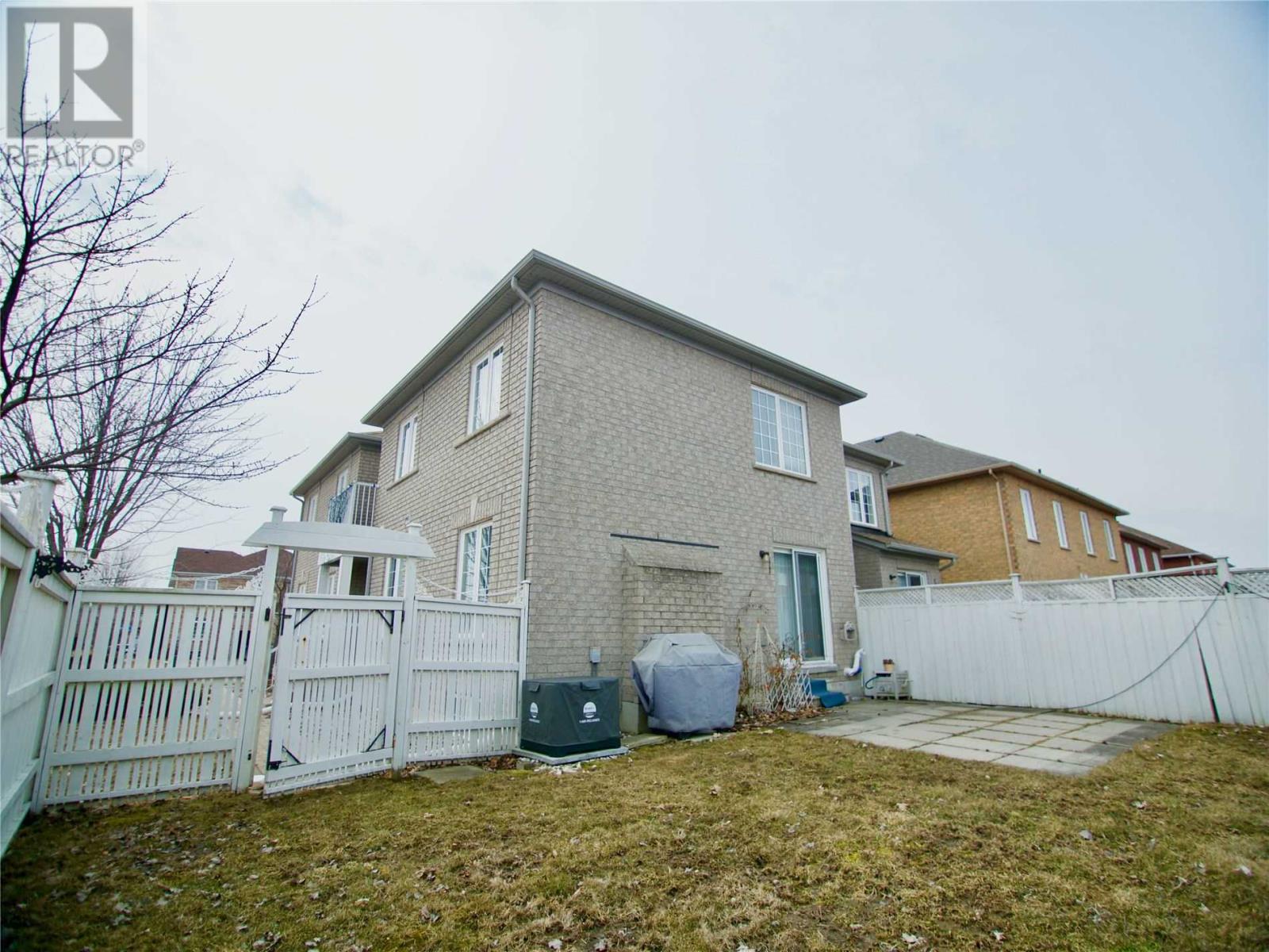 700 Columbus Way N, Newmarket, Ontario  L3X 2M7 - Photo 20 - N4568273