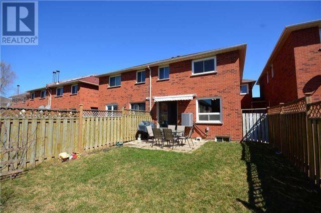 5692 Shillington Dr N, Mississauga, Ontario  L5R 3N7 - Photo 14 - W4568733