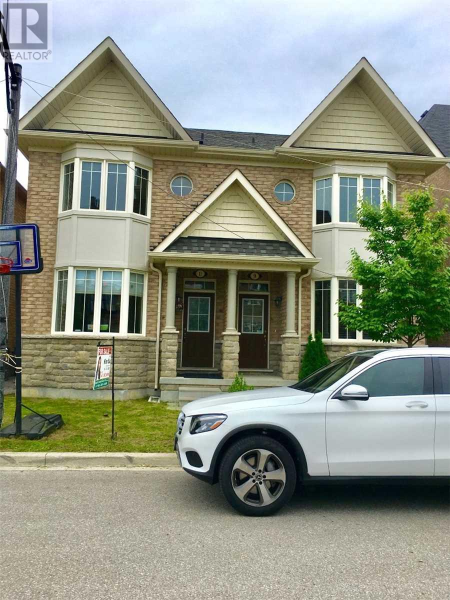 11 GREEN HOLLOW CRT, markham, Ontario