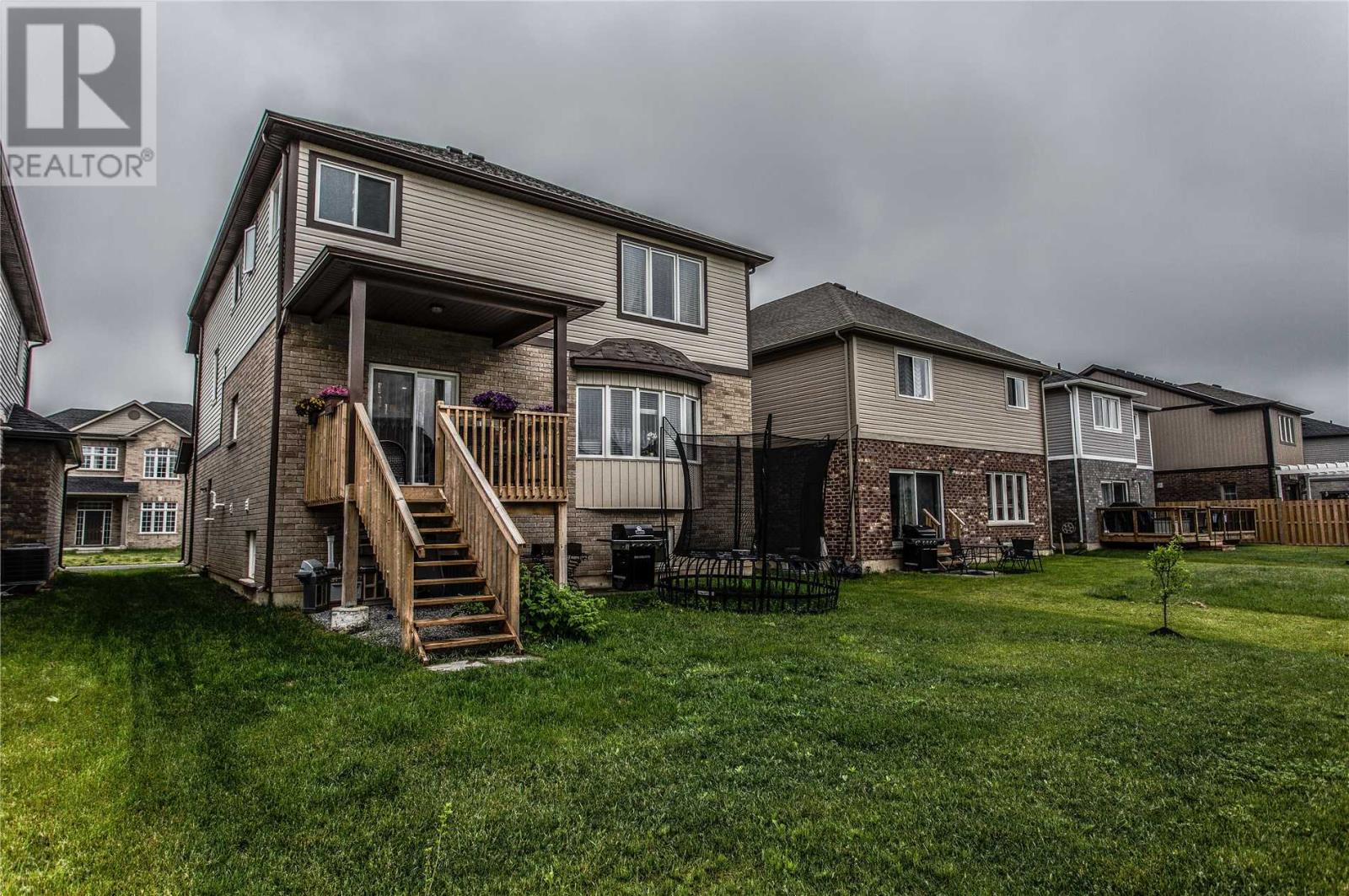 6323 Dores Dr, Niagara Falls, Ontario  L2G 0H1 - Photo 19 - X4478077