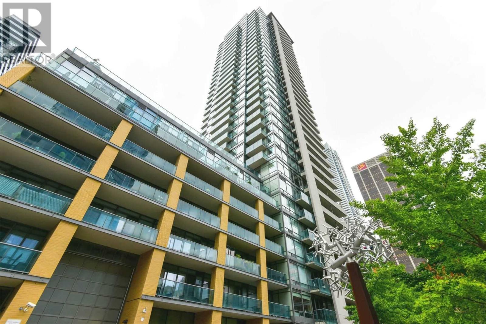 #614 -18 Yorkville Ave, Toronto, Ontario  M4W 1L4 - Photo 1 - C4569470