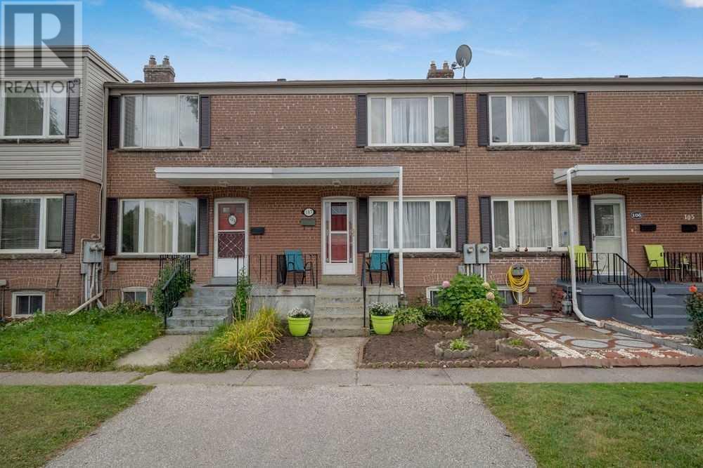 #107 -740 Kennedy  #107 Rd, Toronto, Ontario  M1K 2C5 - Photo 2 - E4570318