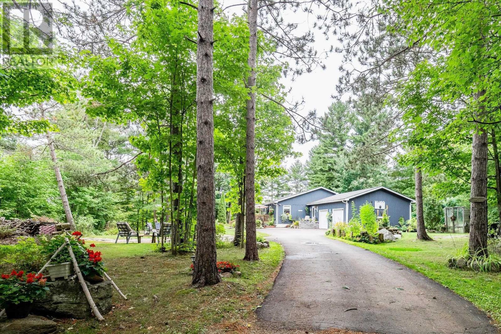 1153 Parkers Point Rd, Gravenhurst, Ontario  P1P 1R2 - Photo 19 - X4569939