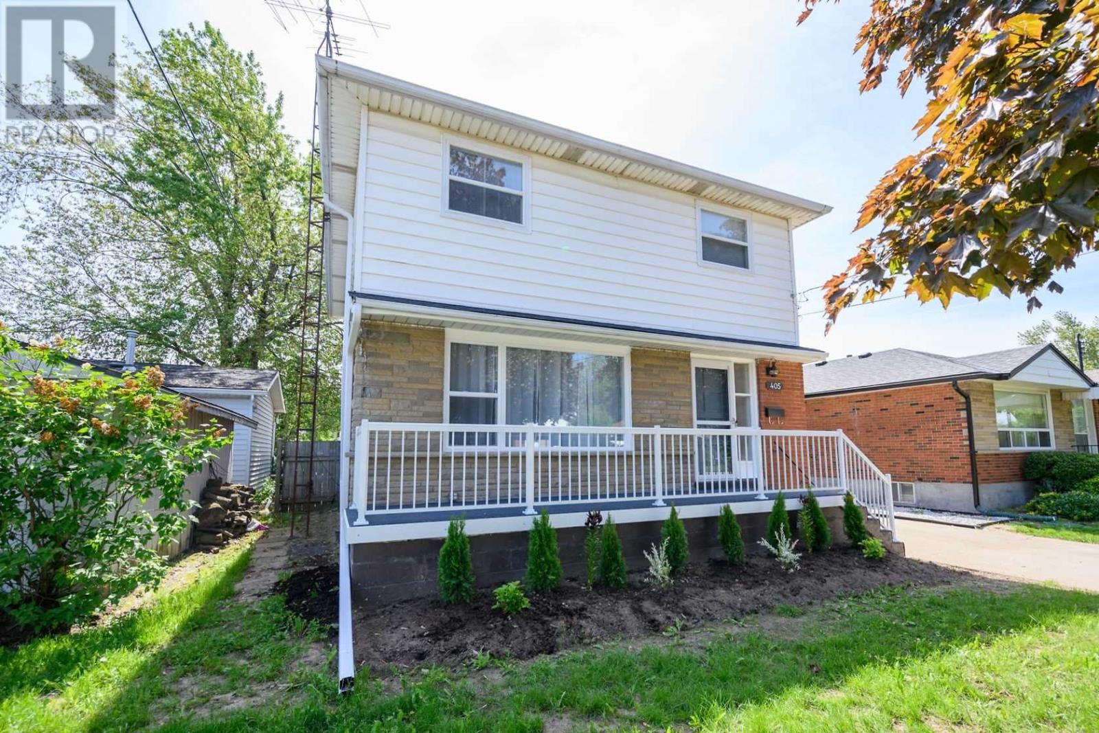 405 East 13th St, Hamilton, Ontario  L9A 4A3 - Photo 1 - X4571201